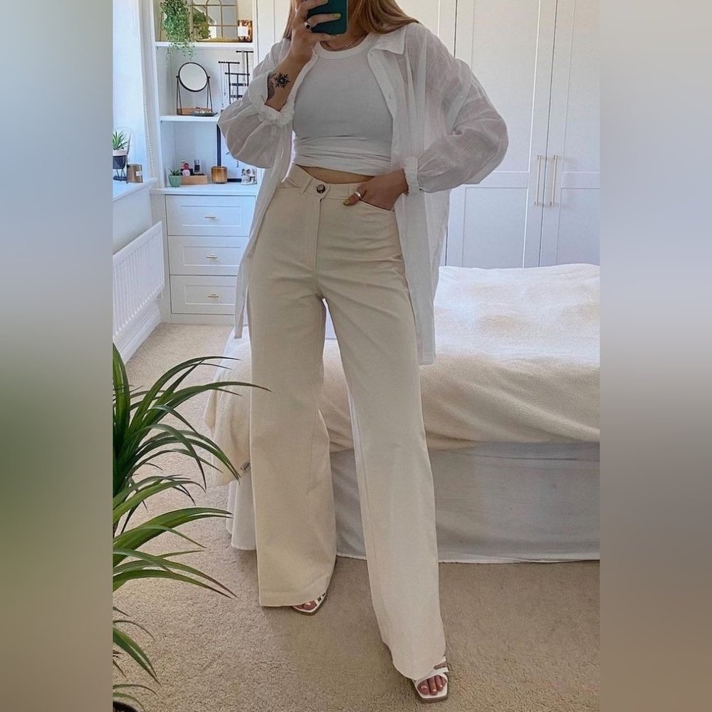 H&M White High Waisted wide leg jeans